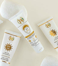 Load image into Gallery viewer, RD SPF60 Lightening Sunscreen (45ml)